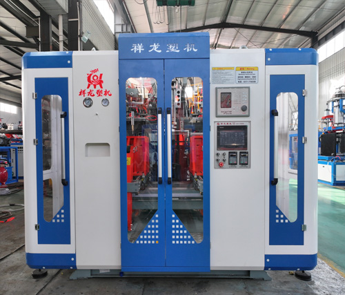4、全自動(dòng)電動(dòng)移模吹塑機(jī)1.jpg
